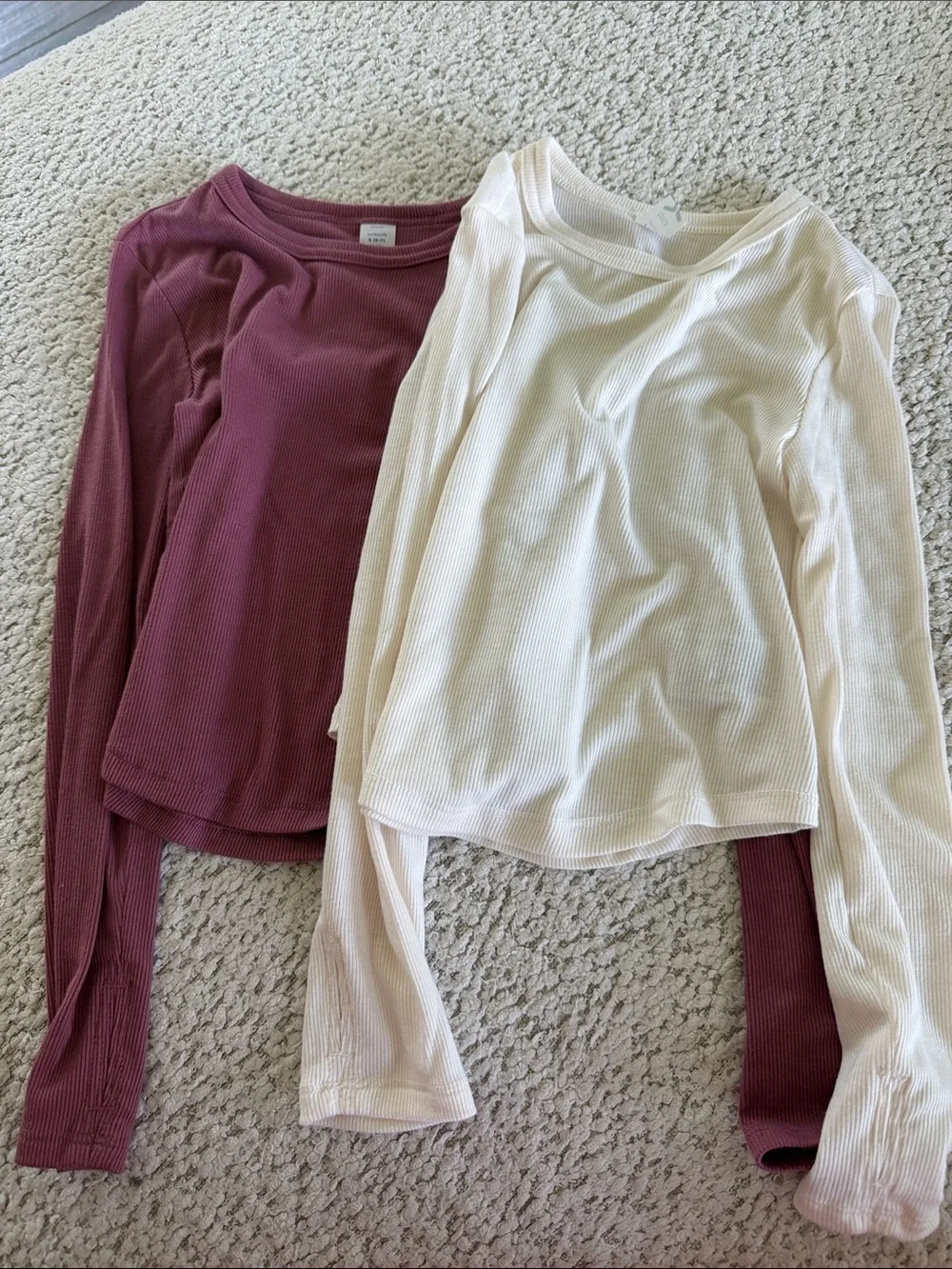 Old Navy Ribbed Long-Sleeve Scoop Neck Top - Mauve & Cream